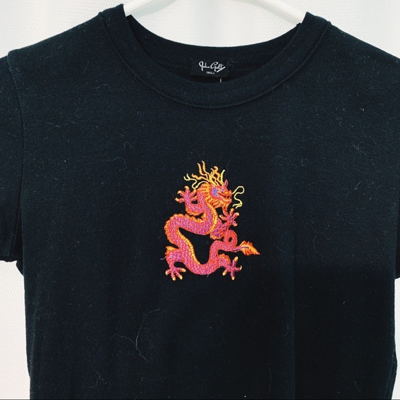 NWT brandy melville dragon ashlyn top - Picture 2 of 4